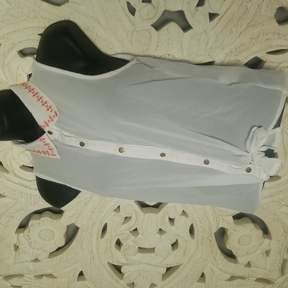 🖤4 for $25 Bongo Size Small Neon Aztec Collar Sheer White Button Down Top - Picture 12 of 17